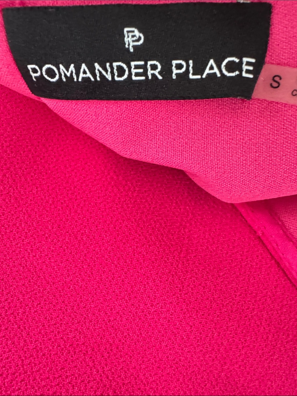 Tuckernuck Pomander Place Faye Fuchsia Pink Crepe Ruffled Neck Bow Top S - Picture 9 of 9